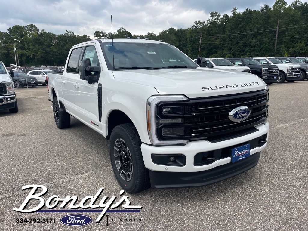 2025 Ford F-250 Super Duty Platinum's photo