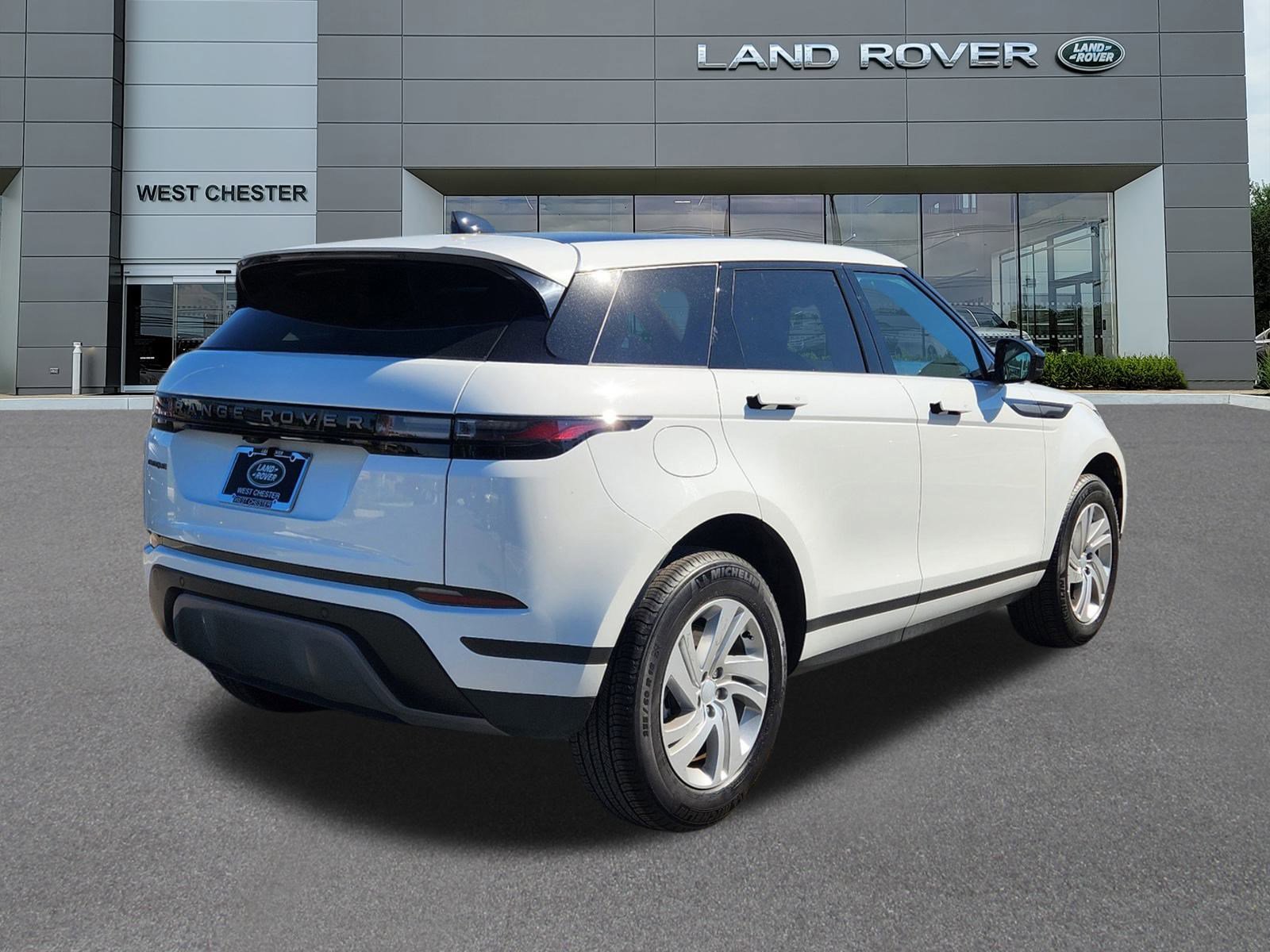 2024 Land Rover Range Rover Evoque S photo 4
