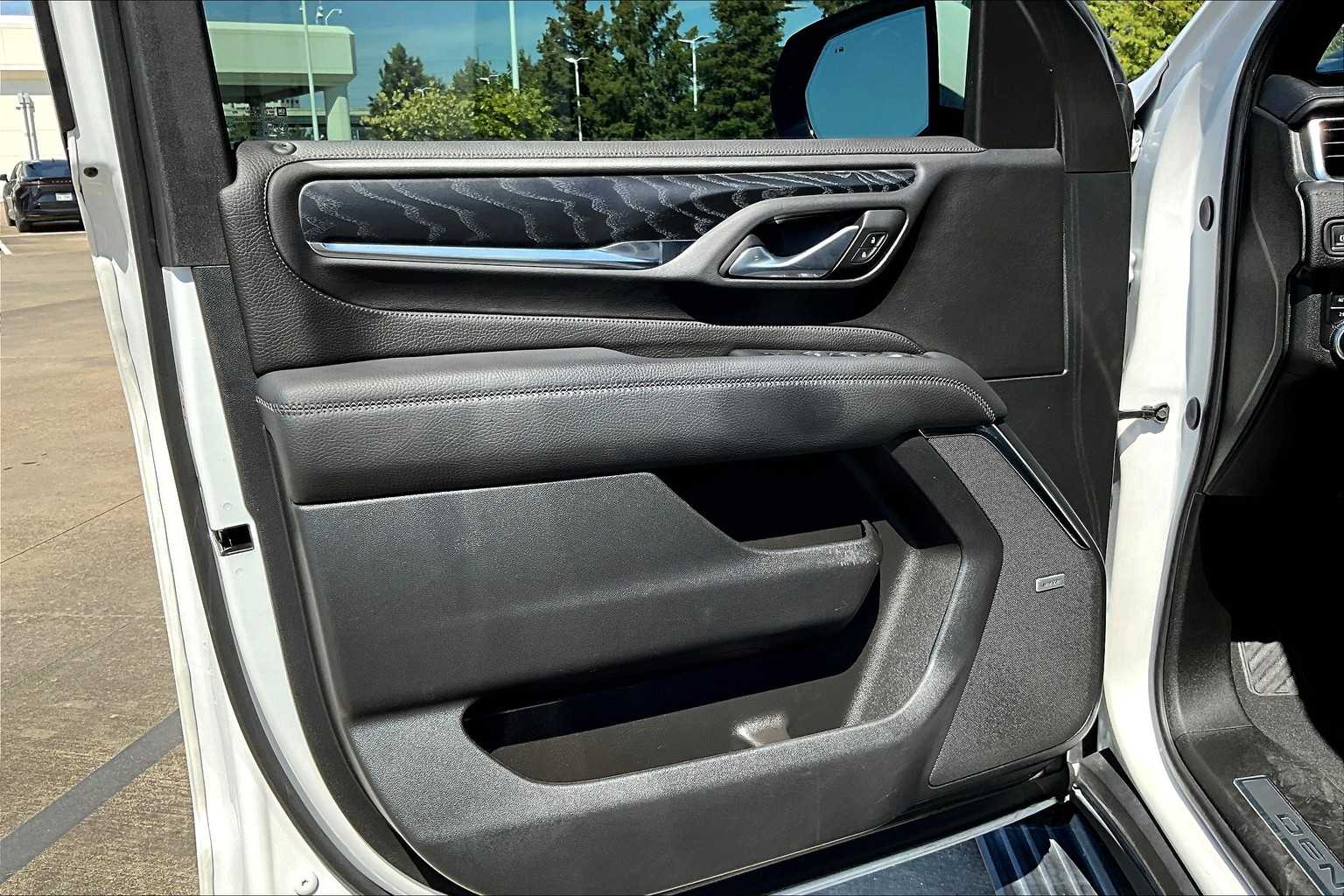 2024 Gmc Yukon Denali photo 18