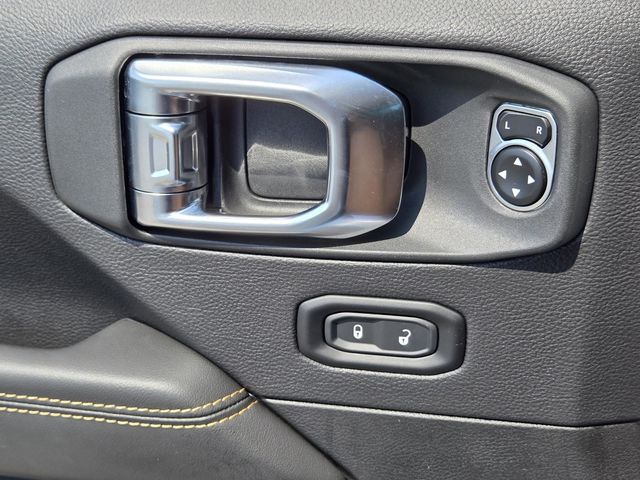 2025 Jeep Gladiator Sport photo 15