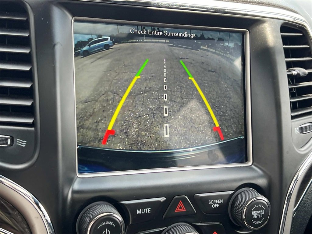 2018 Jeep Grand Cherokee Overland photo 18