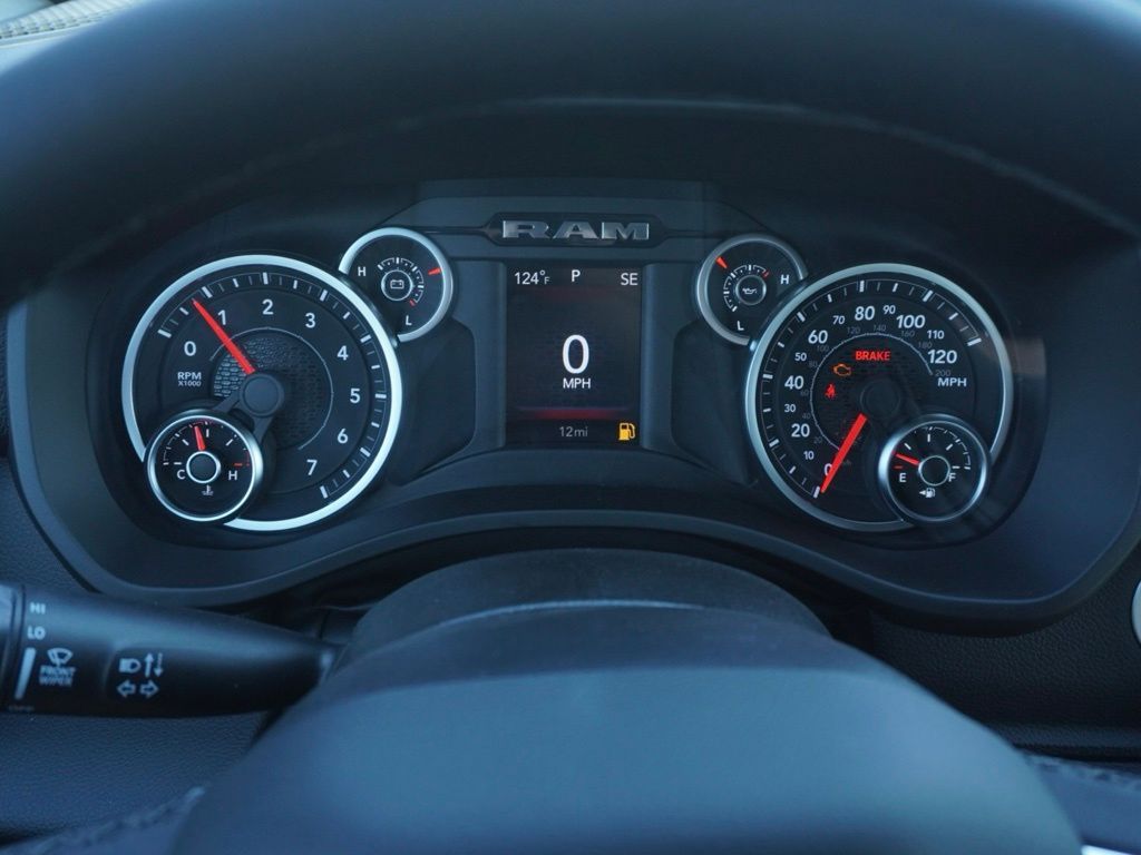 New 2026 Granite Crystal Metallic Clear-Coat Exterior Paint RAM Big Horn Sport Appearance Edition image 14