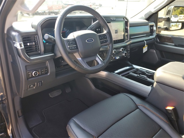 2025 Ford F-250 Lariat photo 18