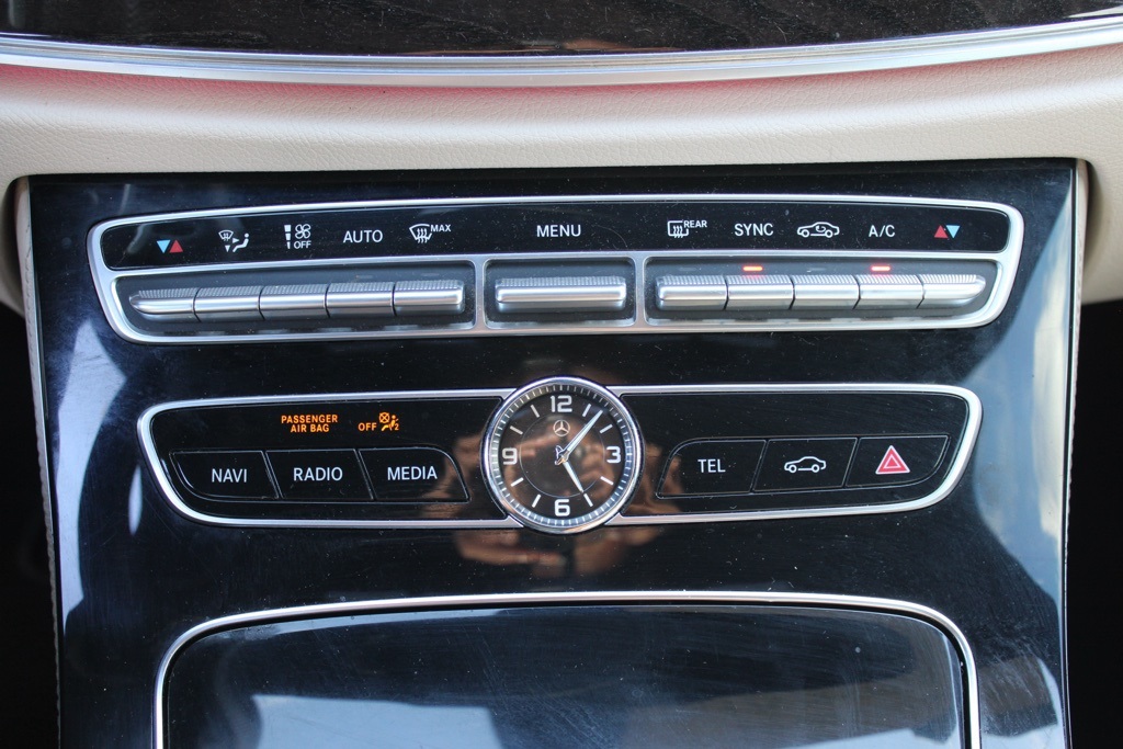2017 Mercedes Benz E 300 4MATIC Sedan photo 24