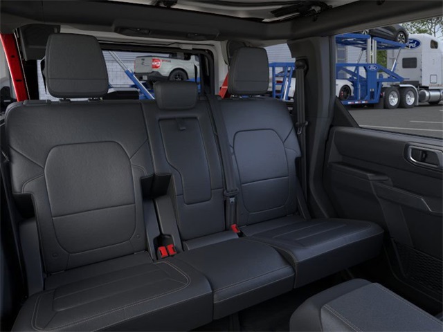 2025 Ford Bronco Badlands photo 11