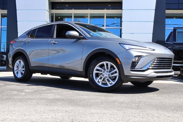 2025 Buick Envista Preferred photo 2