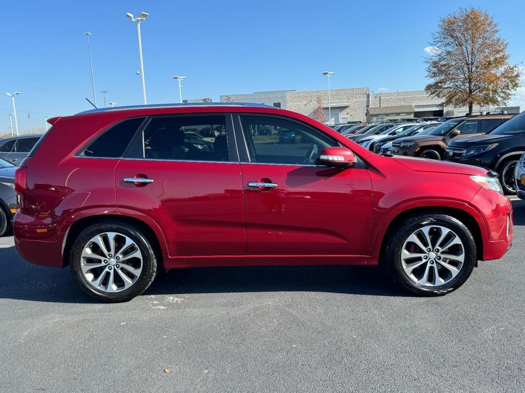 Used 2014 Kia Sorento SX with VIN 5XYKW4A74EG529432 for sale in St. Peters, MO