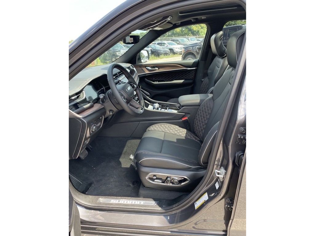 2023 Jeep Grand Cherokee Summit Reserve 4xe photo 20