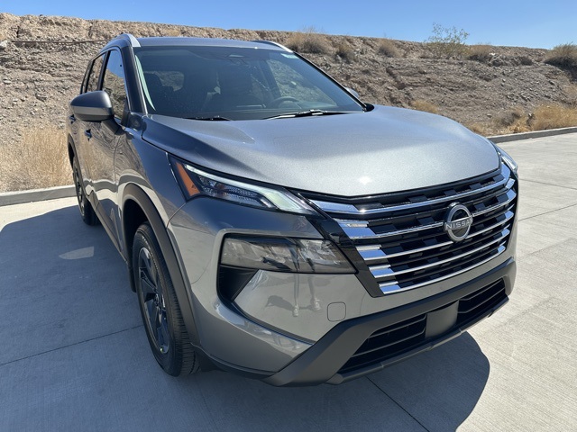 2025 Nissan Rogue SV photo 3