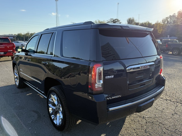 2017 Gmc Yukon Denali photo 3