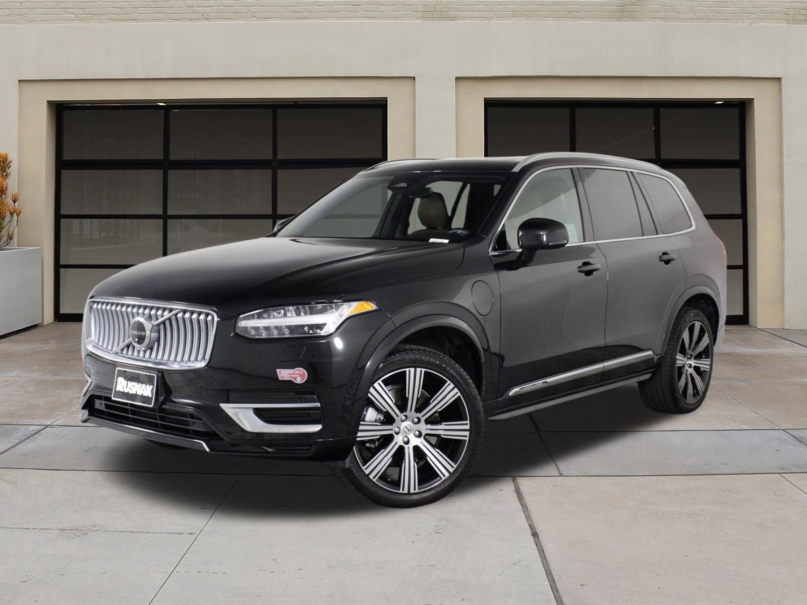2023 Volvo XC90 Recharge T8 Plus photo 2