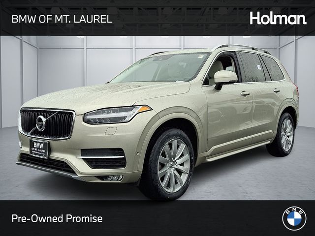 2017 Volvo XC90 Momentum's photo