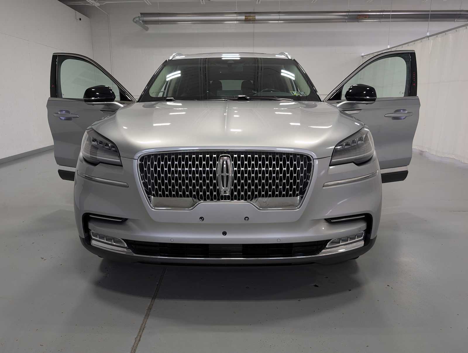 2020 Lincoln Aviator Reserve photo 12