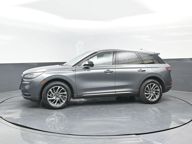 2022 Lincoln Corsair Standard photo 4