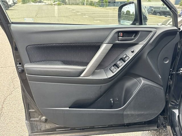 2018 Subaru Forester Premium photo 20