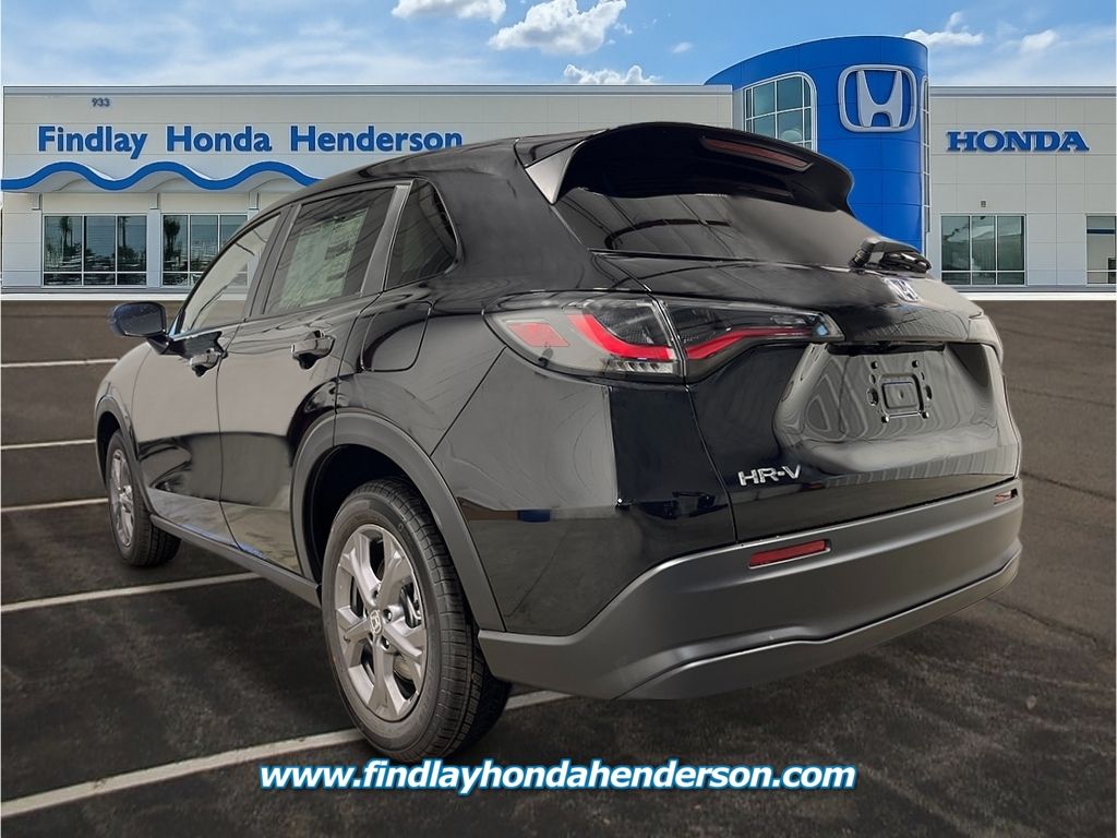 2026 Honda HR-V LX photo 3