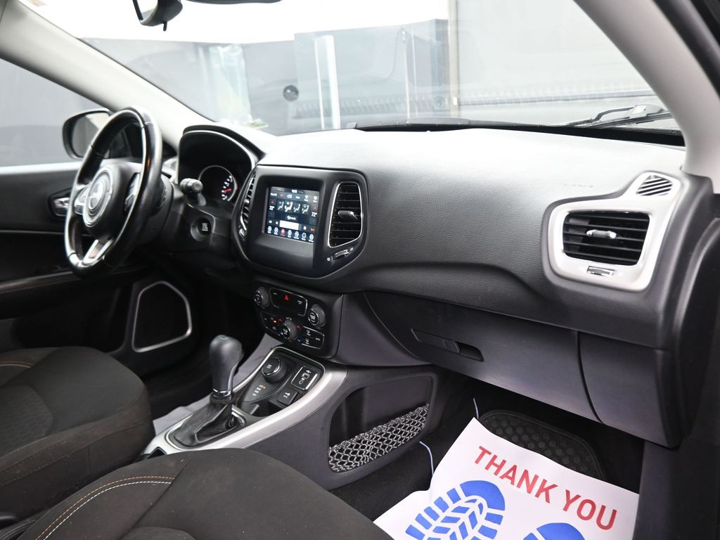 2021 Jeep Compass Sport photo 43