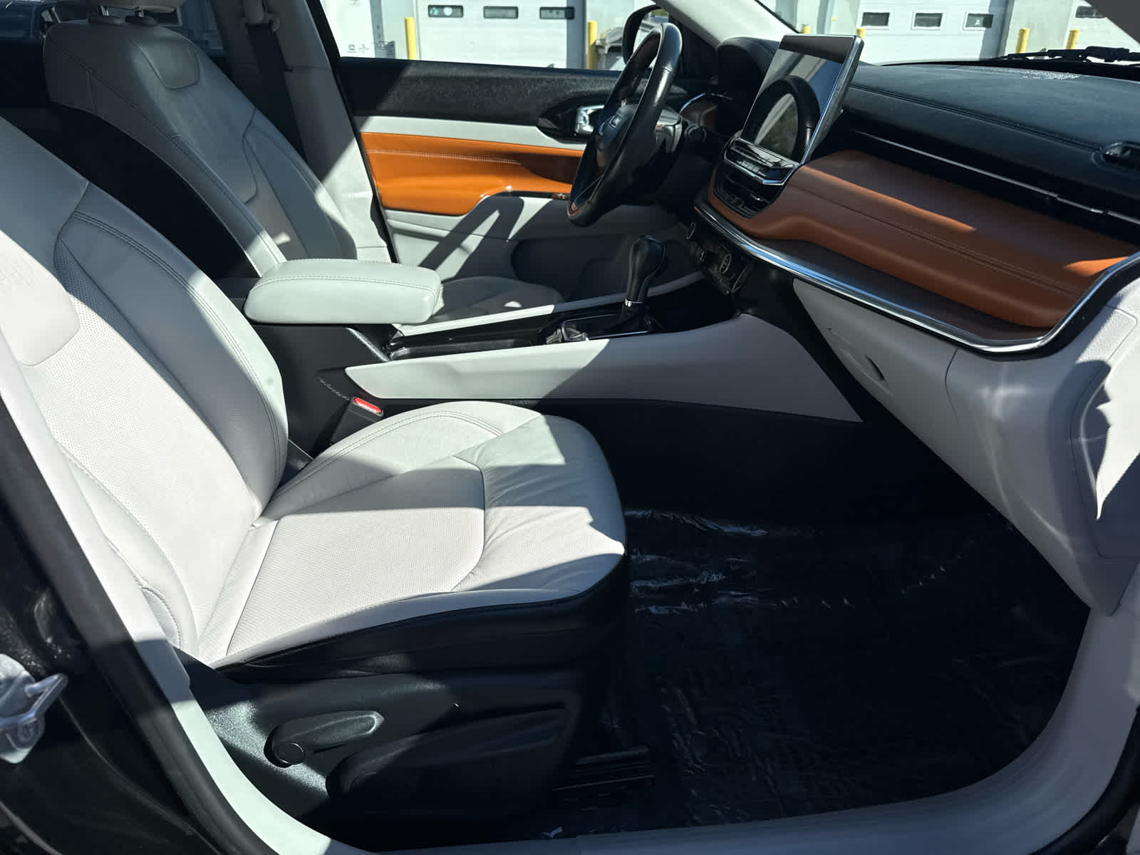 2022 Jeep Compass Limited photo 10