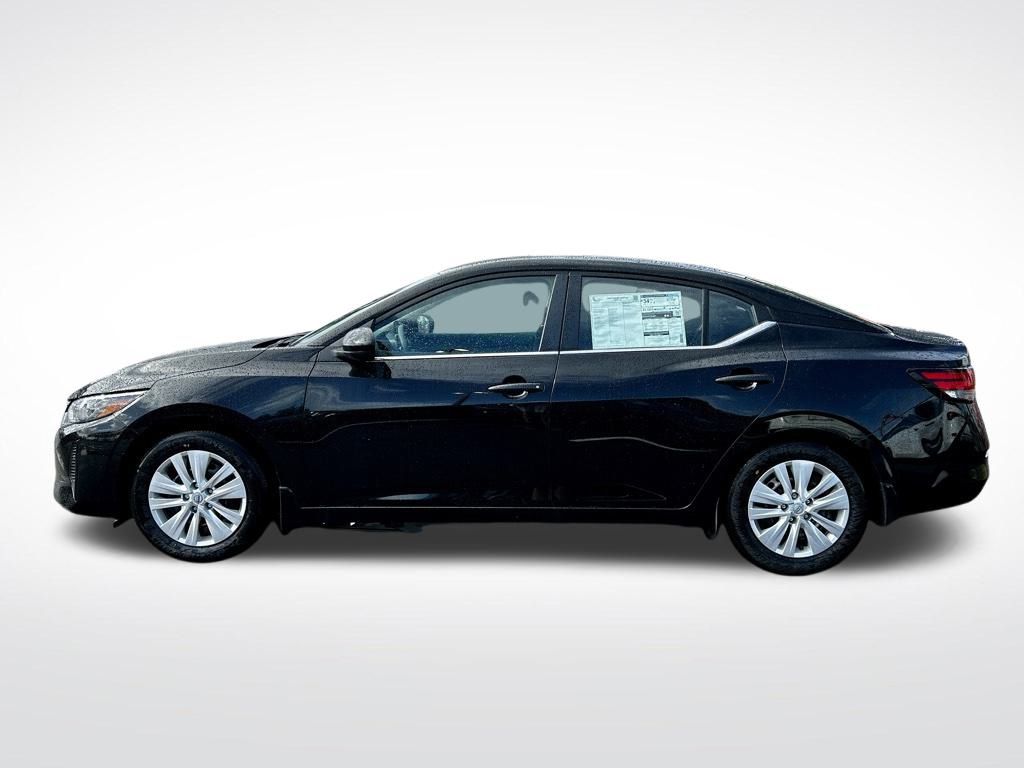2025 Nissan Sentra S photo 3