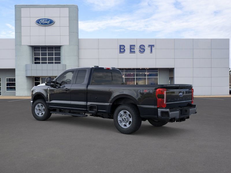 2026 Ford F-350 XLT photo 4