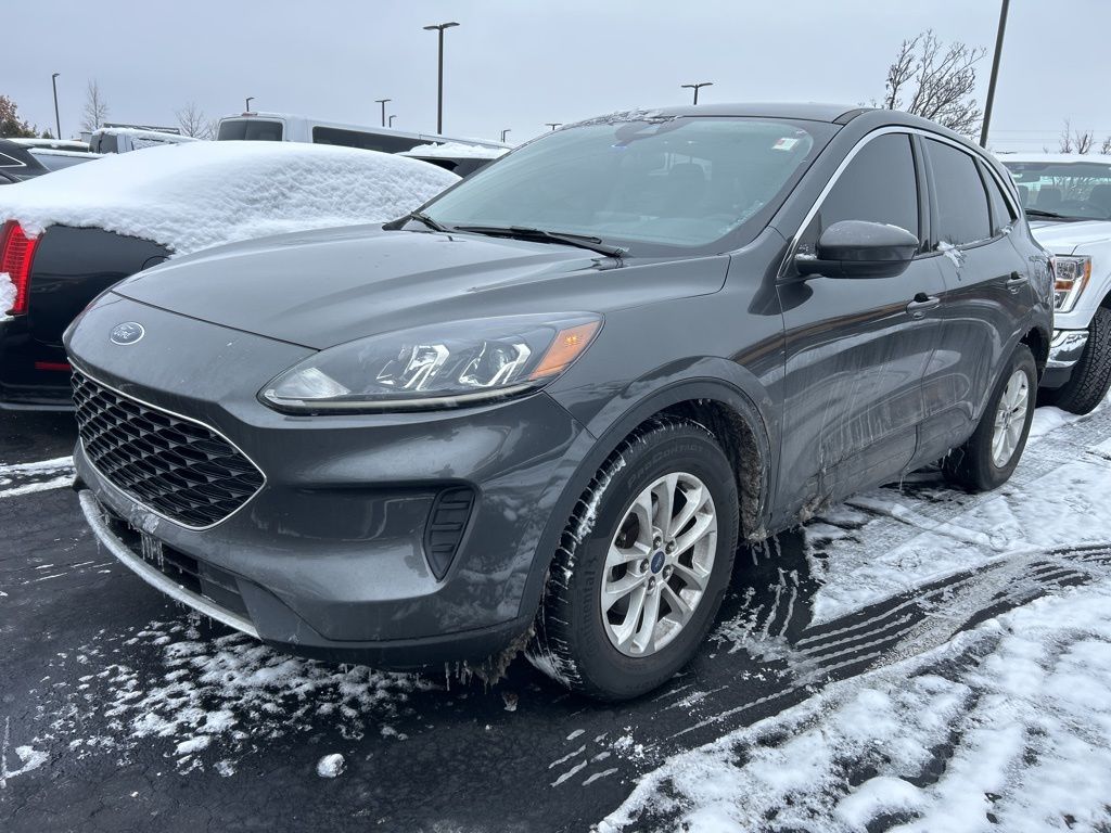 2020 Ford Escape SE's photo