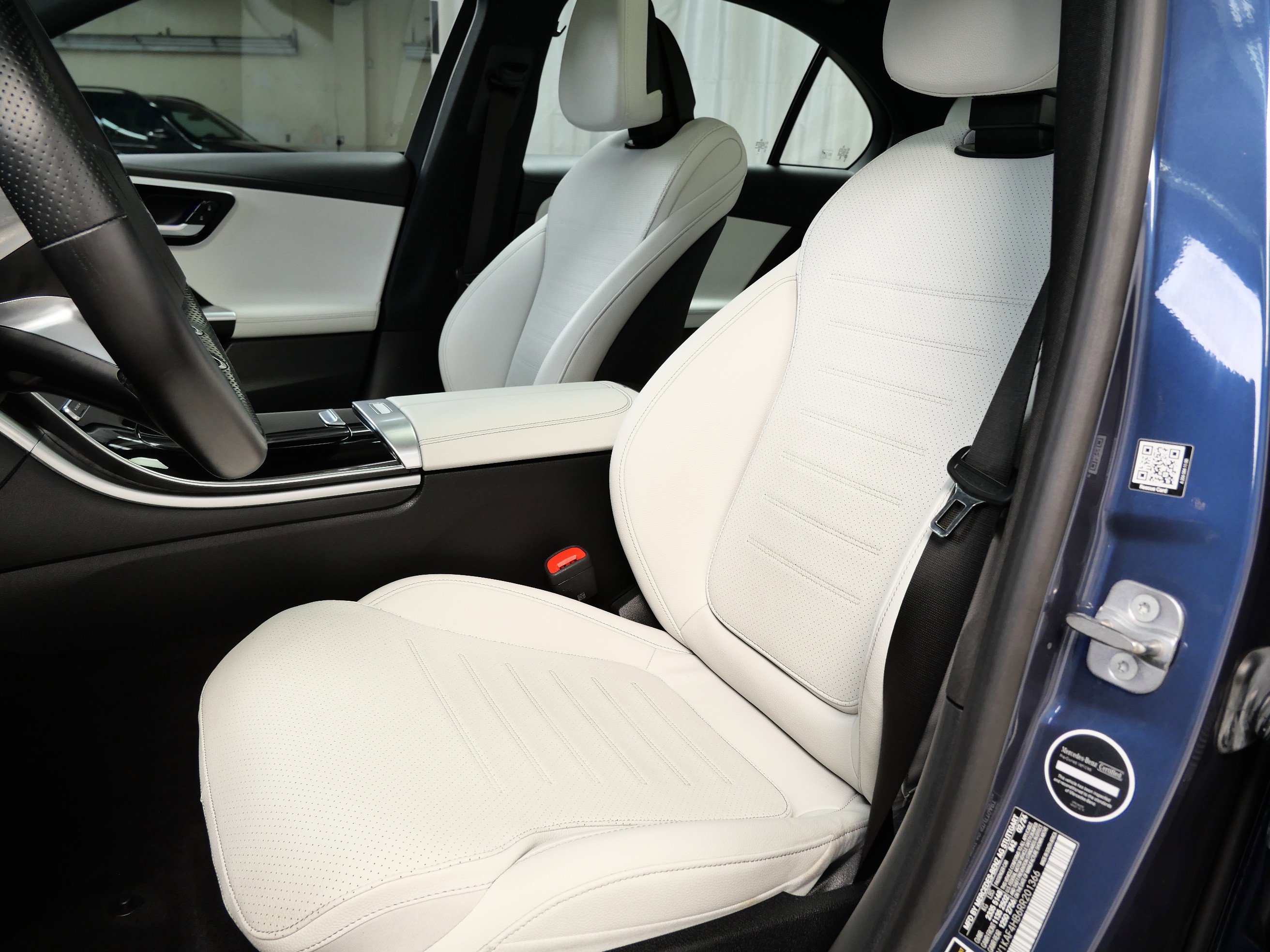 2024 Mercedes Benz C 300 4MATIC photo 2