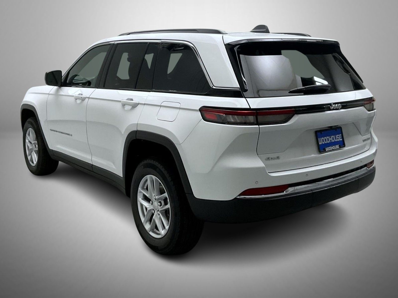 2025 Jeep Grand Cherokee Laredo X photo 4