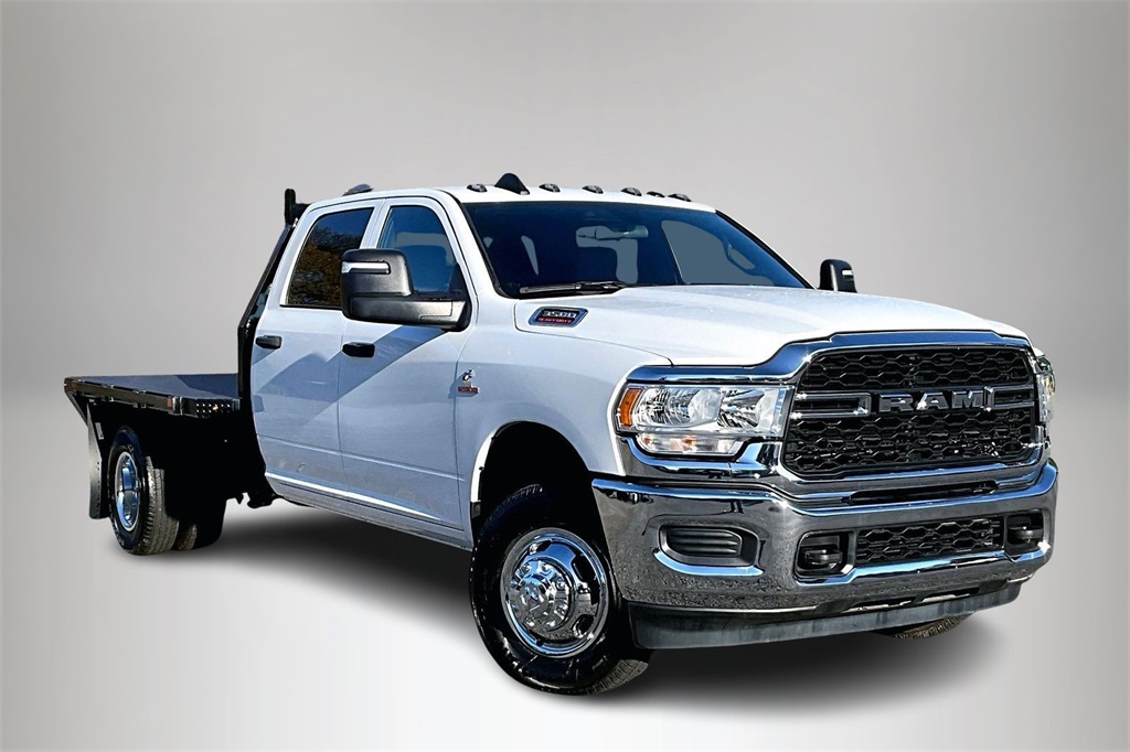 2024 RAM Ram 3500 Chassis Cab Tradesman's photo