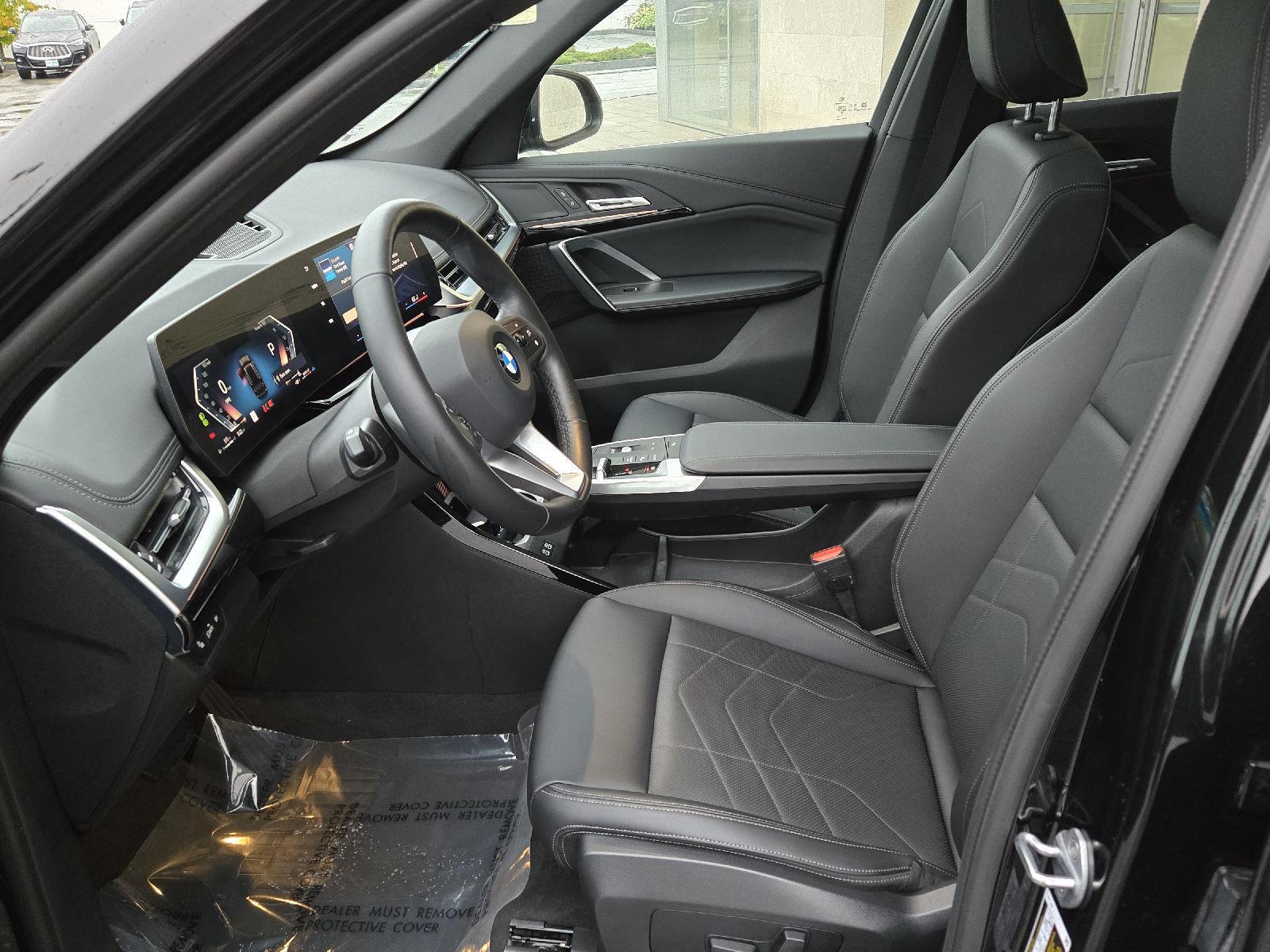 2025 Bmw X1 XDrive28i photo 3