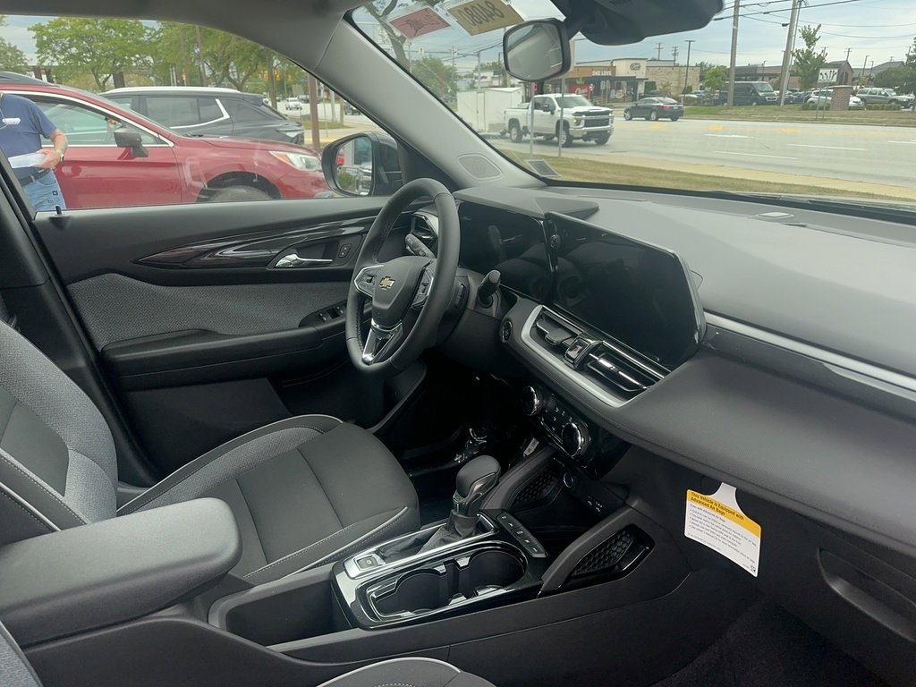 2026 Chevrolet Trailblazer LT photo 5