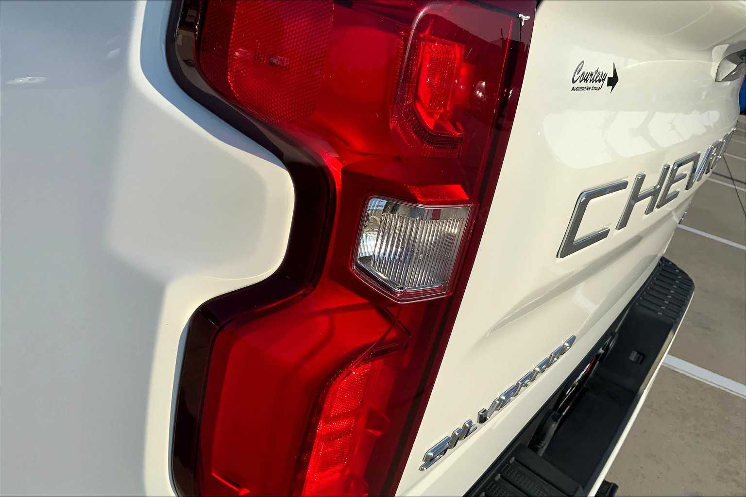 2021 Chevrolet Silverado 1500 Custom photo 26