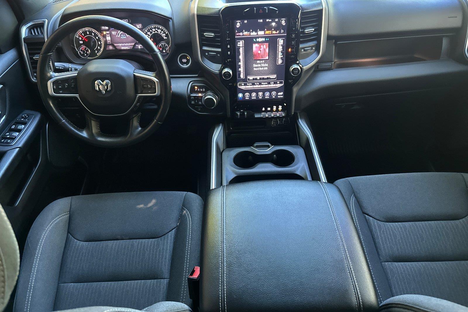 2021 Ram 1500 Big Horn photo 3
