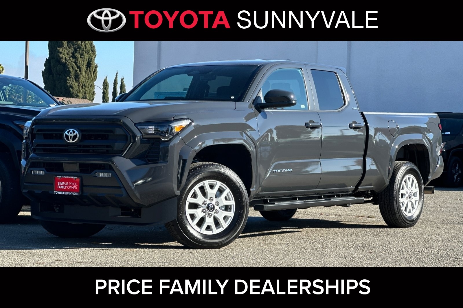 2025 Toyota Tacoma SR5's photo