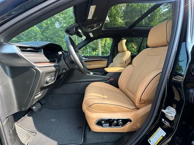2025 Jeep Grand Cherokee Summit photo 23