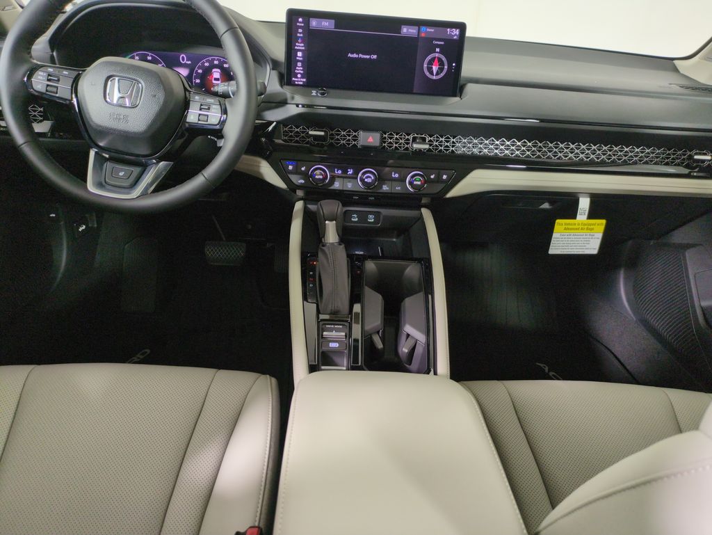 2025 Honda Accord Hybrid Touring photo 17