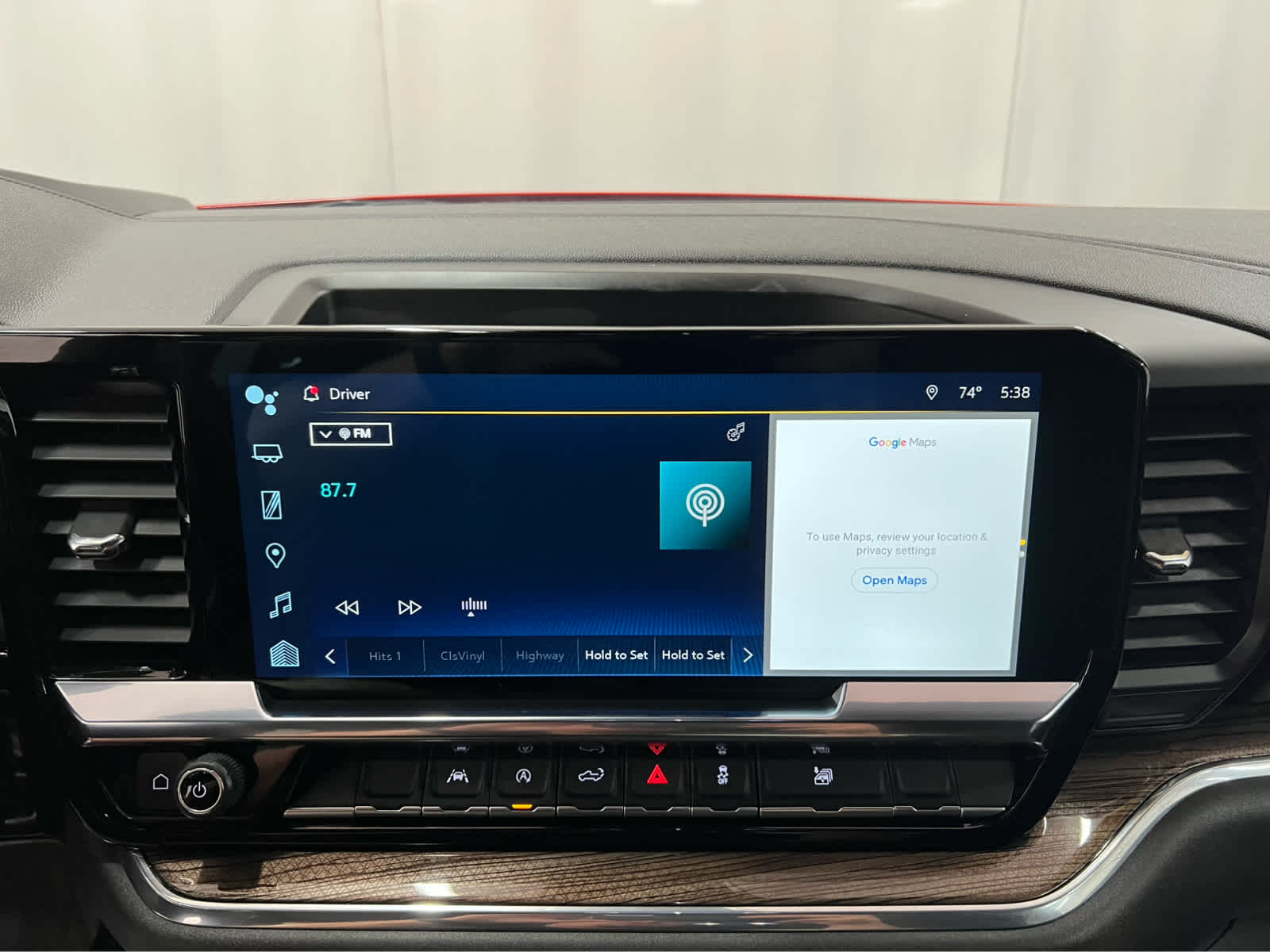 2025 Chevrolet Silverado 1500 LT photo 17