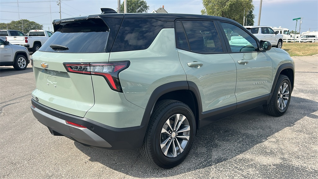 2026 Chevrolet Equinox LT photo 3