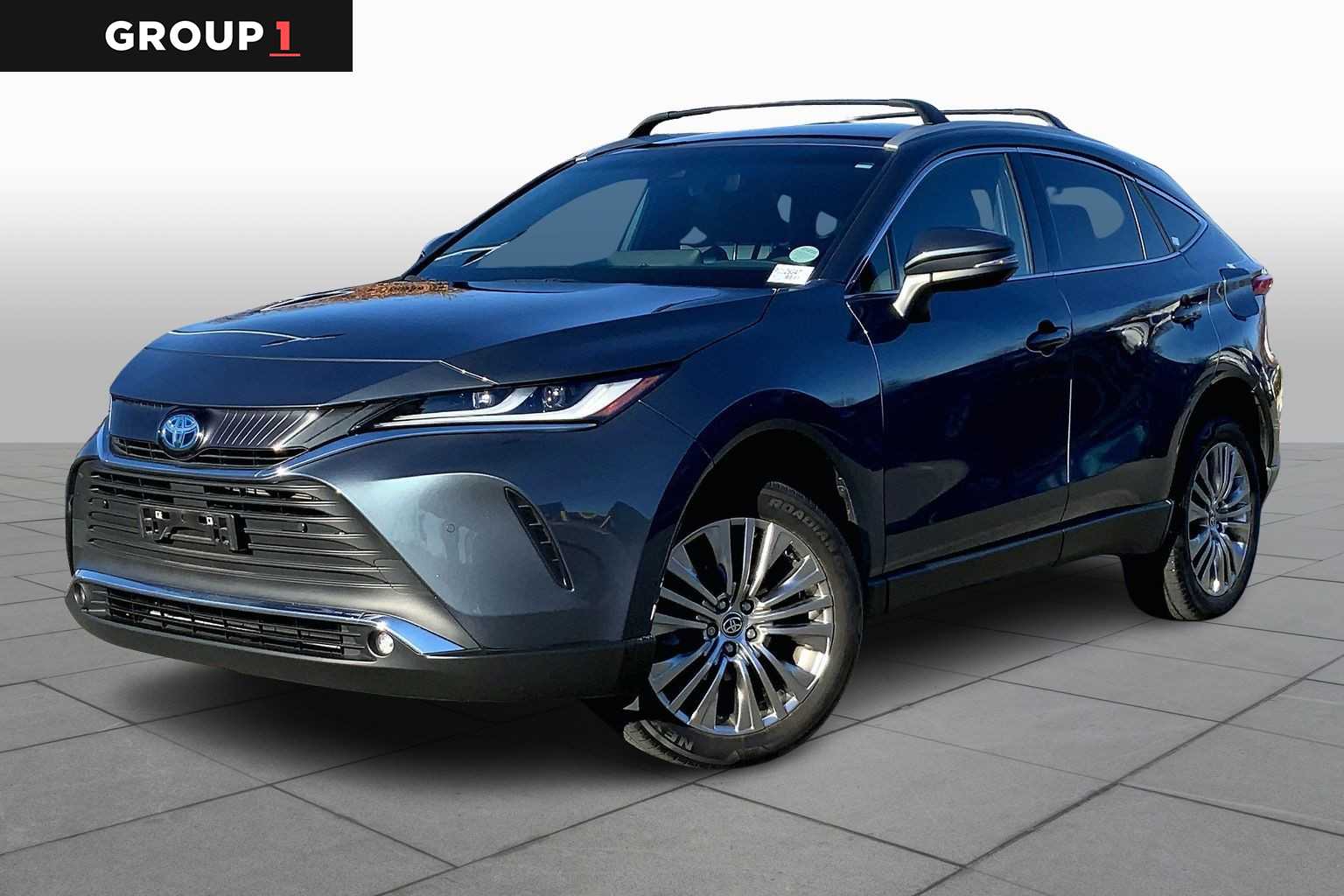 2023 Toyota Venza XLE's photo