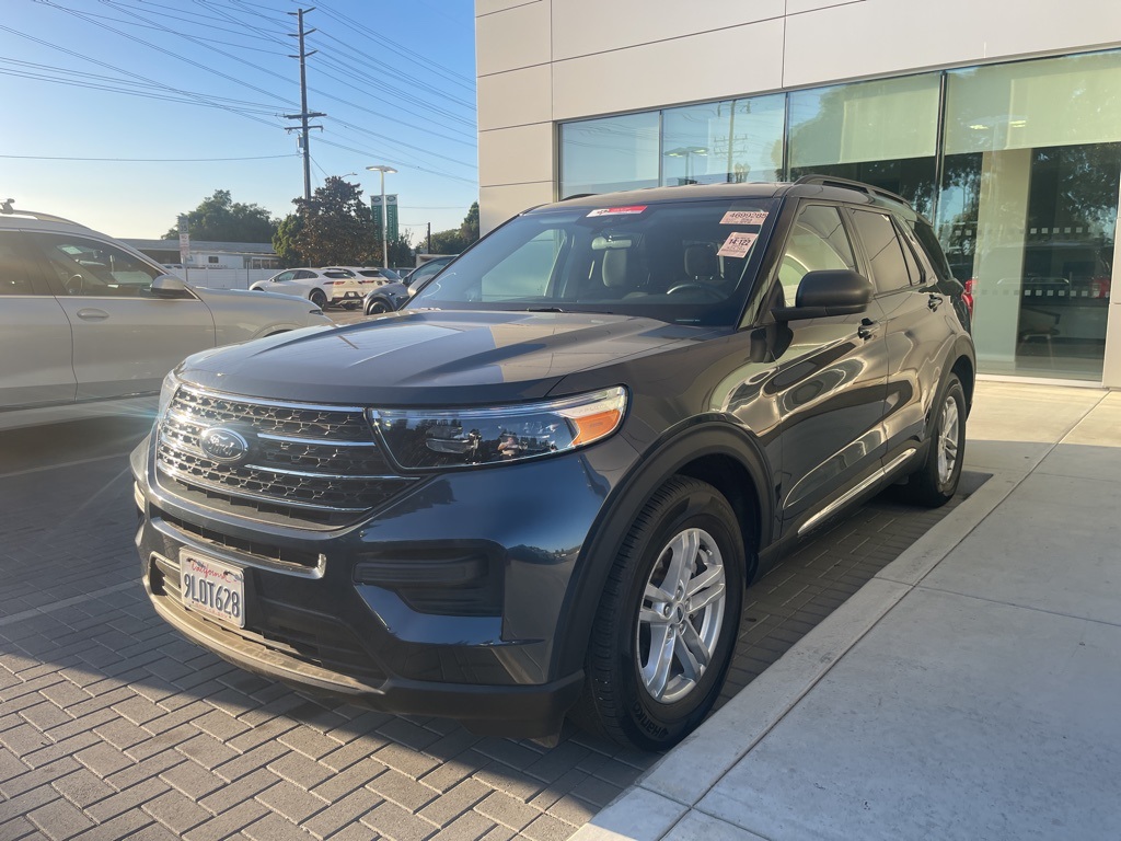 2024 Ford Explorer XLT photo 2