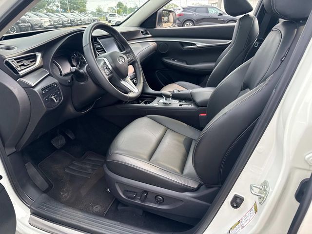 2022 Infiniti QX50 Luxe photo 19