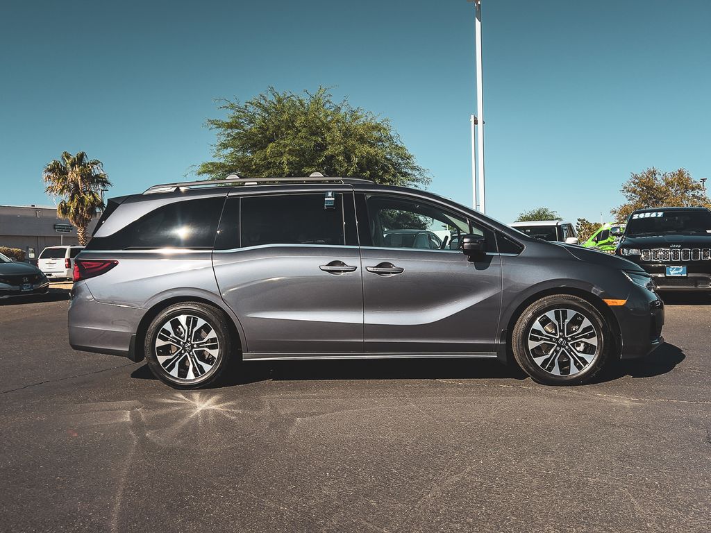 2026 Honda Odyssey Elite photo 10
