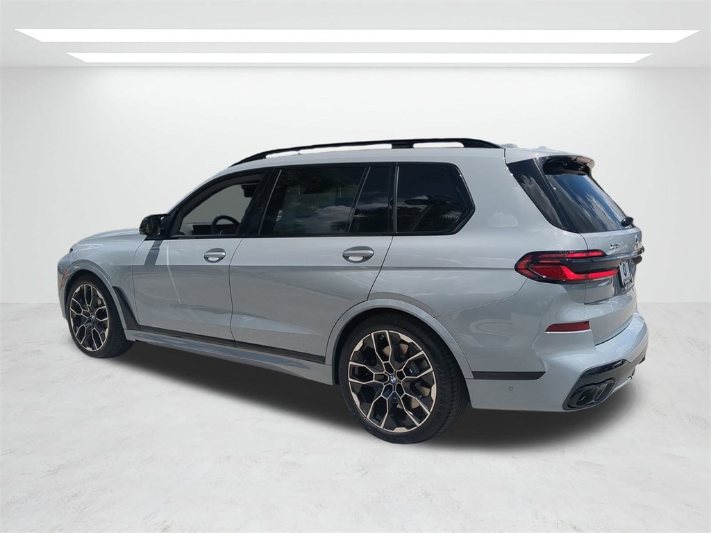 2026 Bmw X7 M60i photo 6