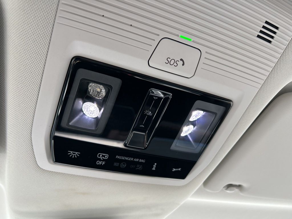 2025 Volkswagen ID. Buzz Pro Plus photo 30