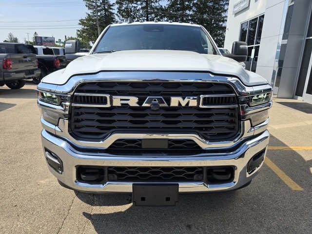 2026 Ram 3500 Big Horn photo 3