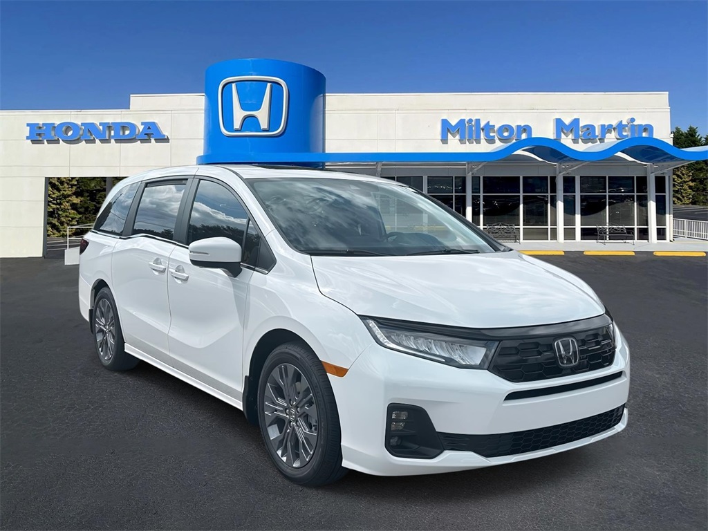 2026 Honda Odyssey Touring's photo
