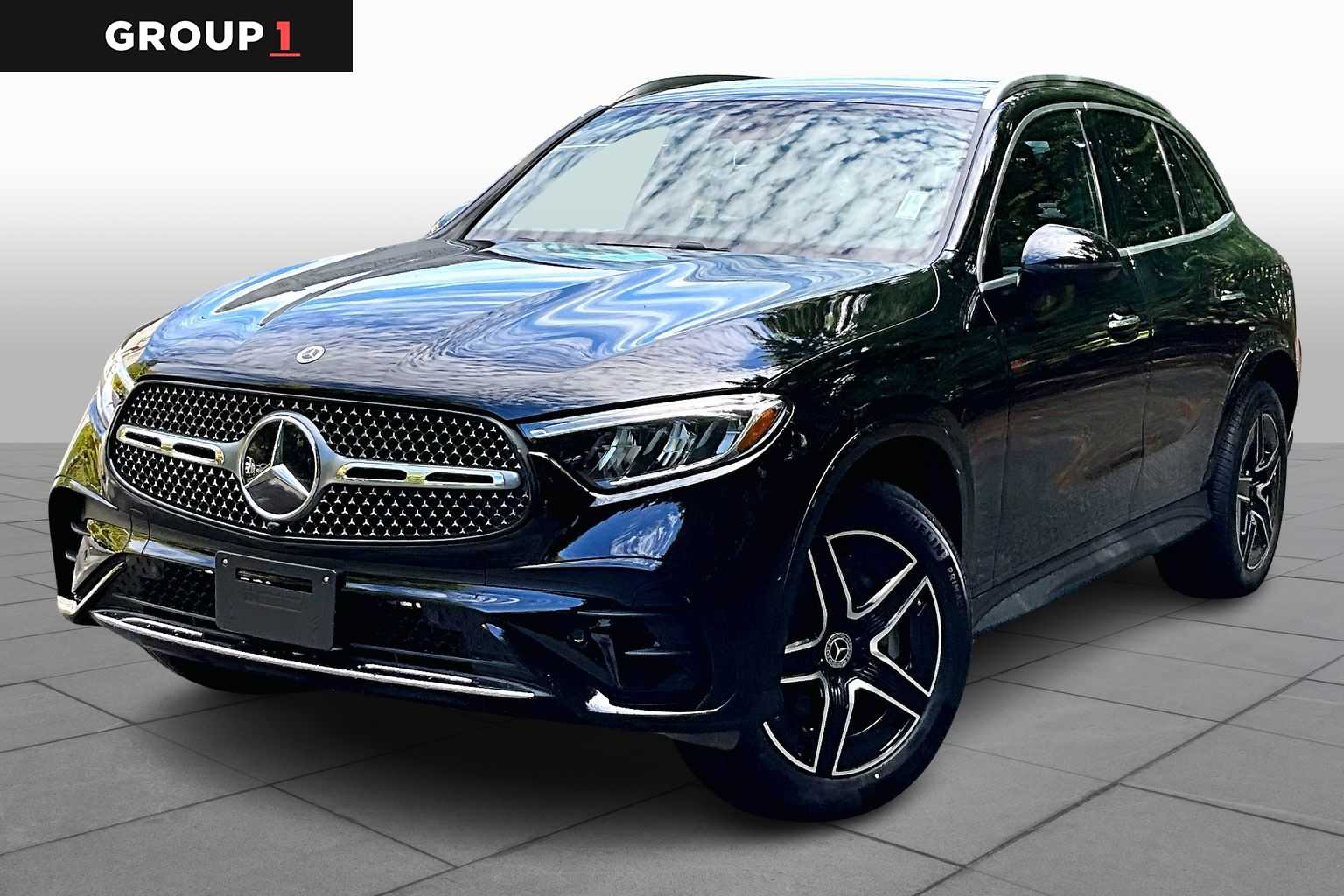 2026 Mercedes-Benz GLC Base's photo