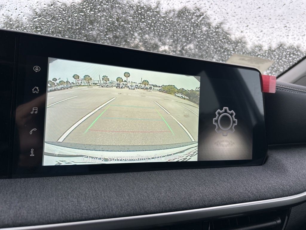 2025 Nissan Kicks SV photo 24