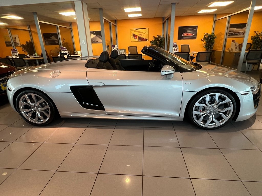 2012 Audi R8 5.2 photo 3