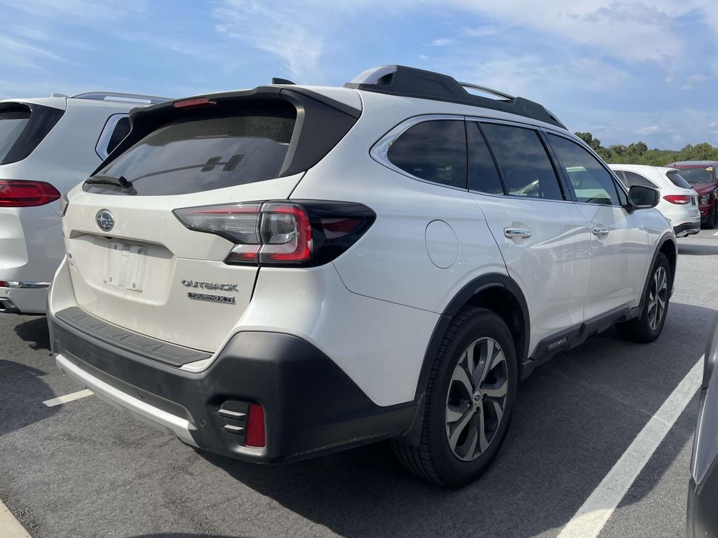2020 Subaru Outback Touring XT photo 4