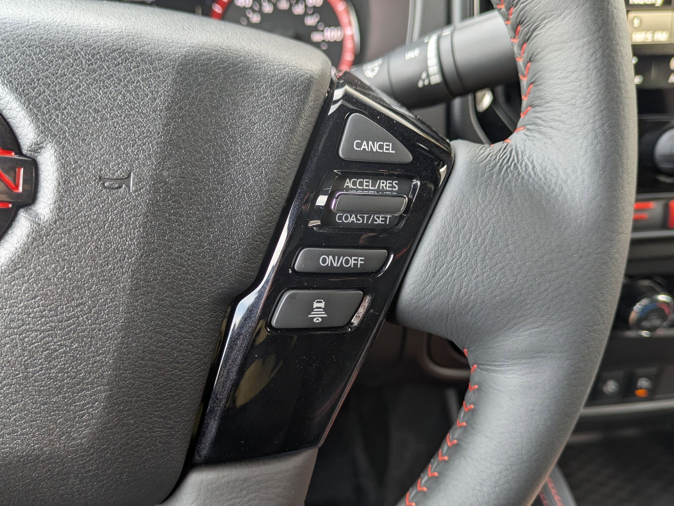 2026 Nissan Frontier PRO-4X photo 16